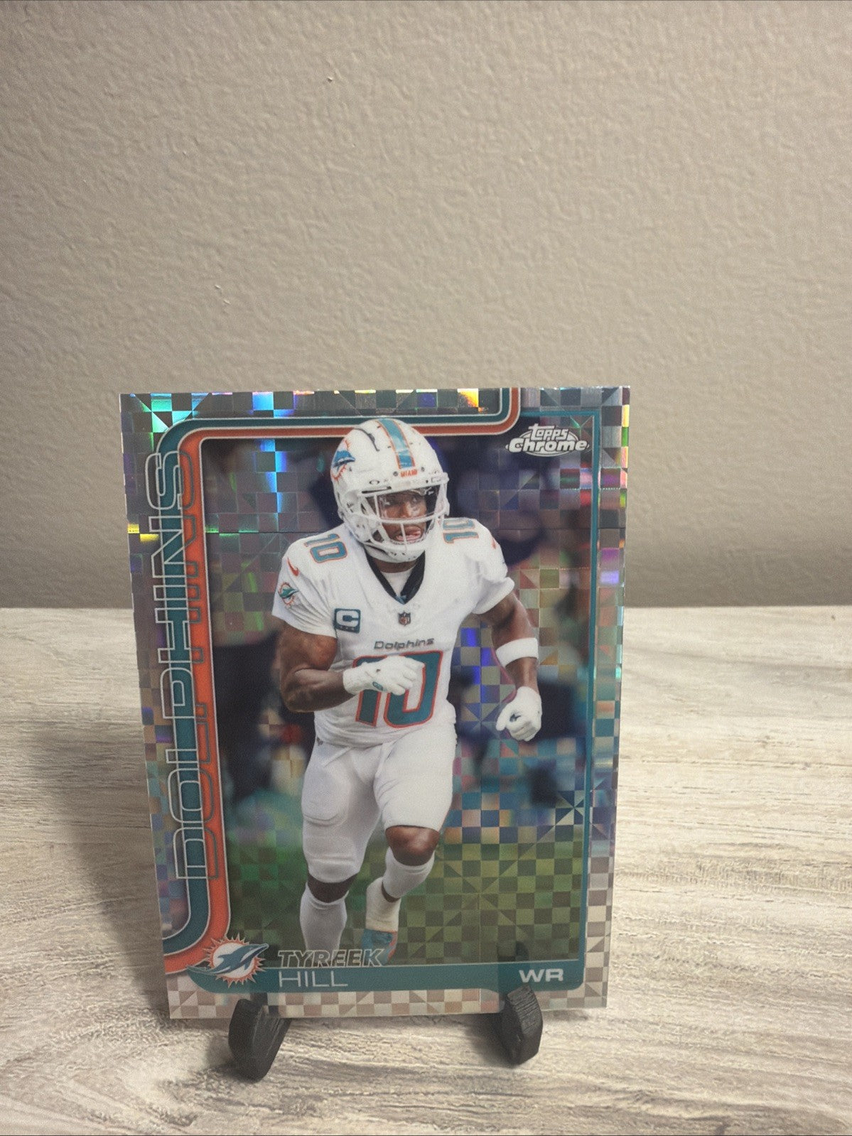 2025 Topps Chrome #185 Tyreek Hill X-Fractor0
