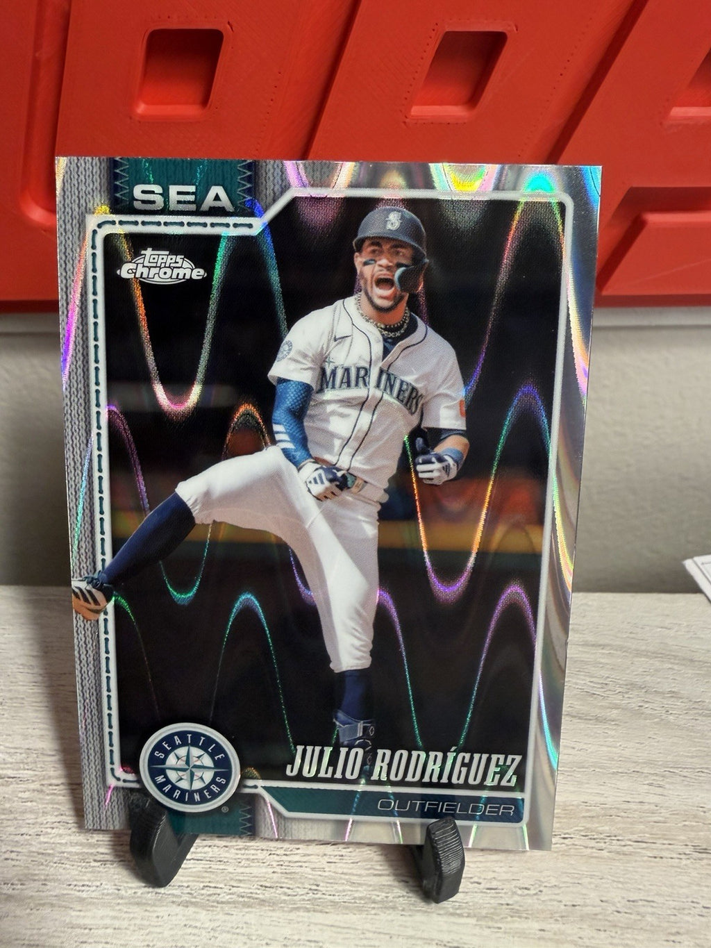 2026 Topps Chrome Julio Rodriguez #149 Raywave Refractor Seattle Mariners0
