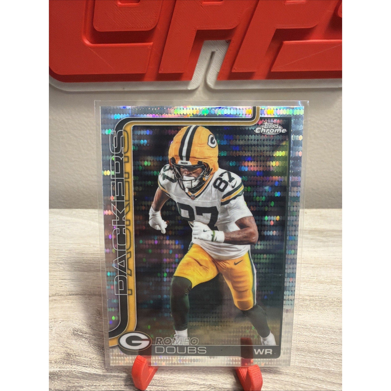 2025 Topps Chrome #106 Romeo “Fat Head” Doubs Pulsar Refractor Green Bay Packers